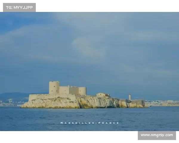 马赛及周边城市文化历史探访与地中海风情旅游指南 马赛及周边城市文化历史探访与地中海风情旅游指南